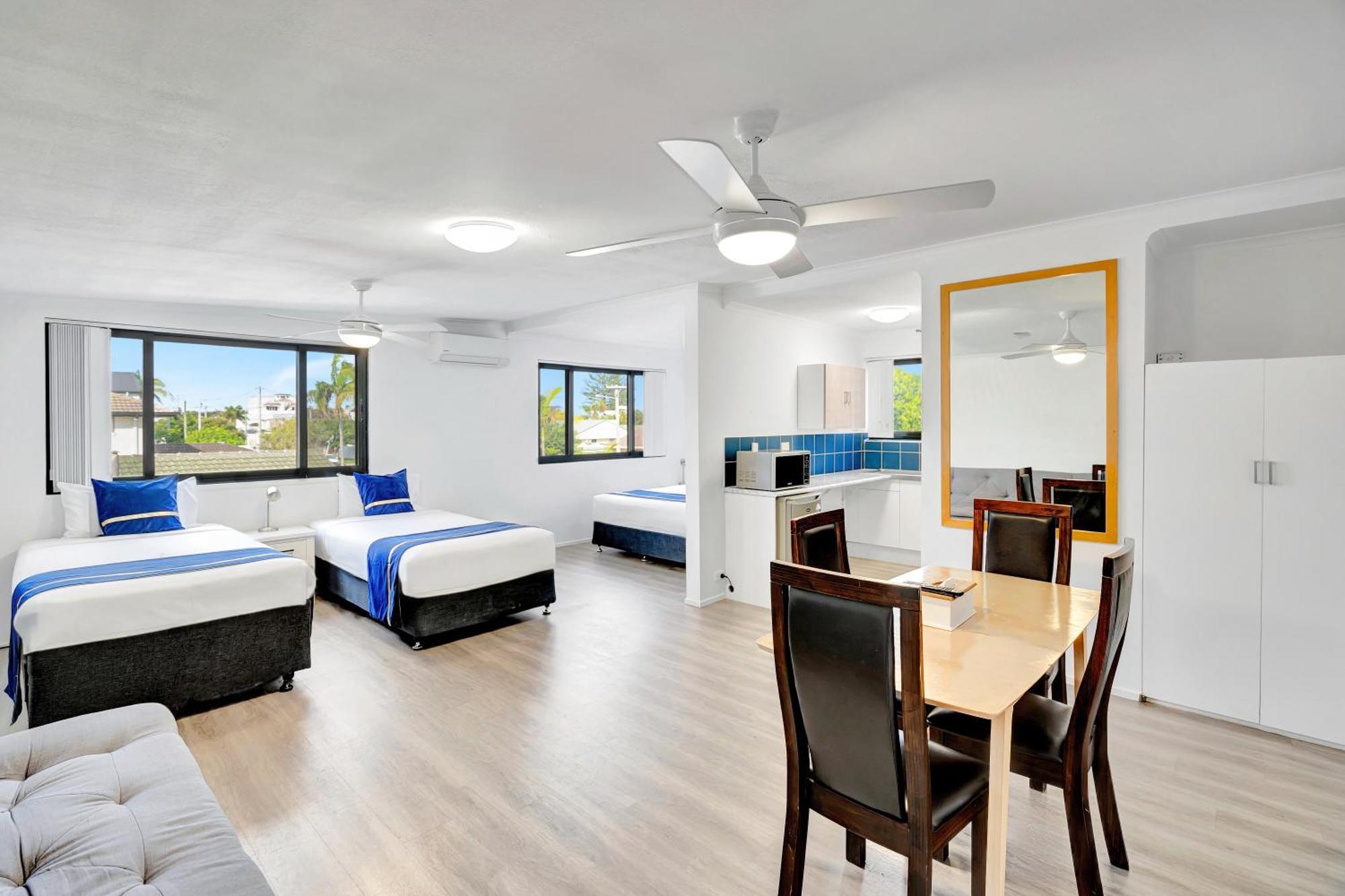 Montego Mermaid Gold Coast